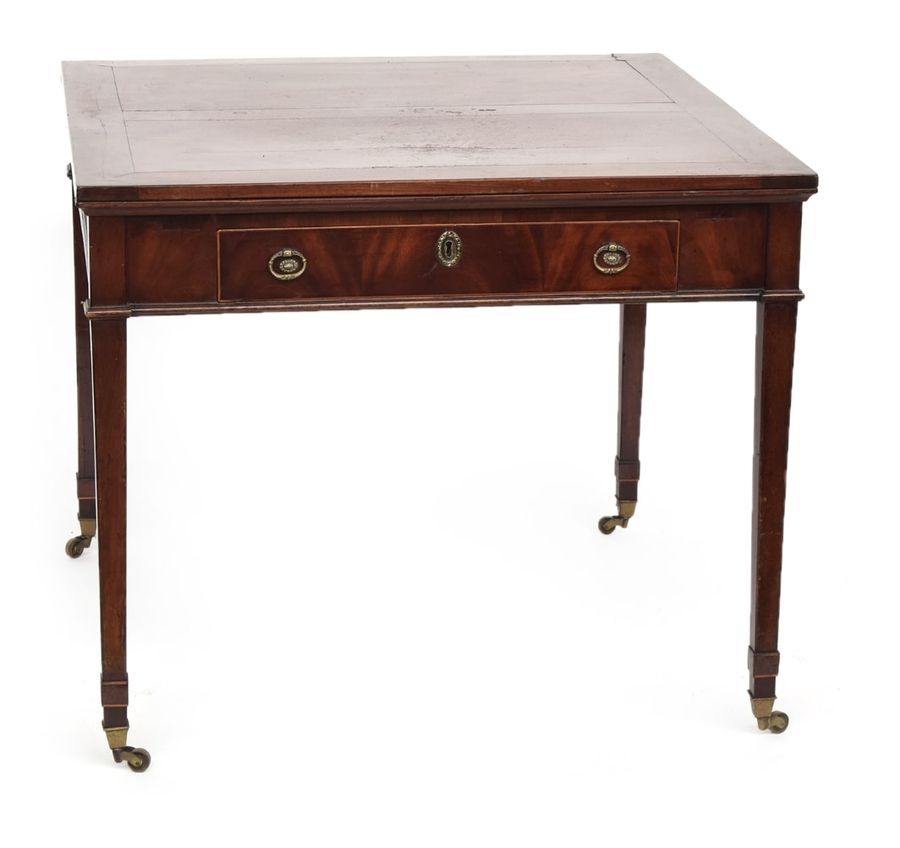 Antique Antique Georgian Draw Leaf Regency Table in Rich Mahogany