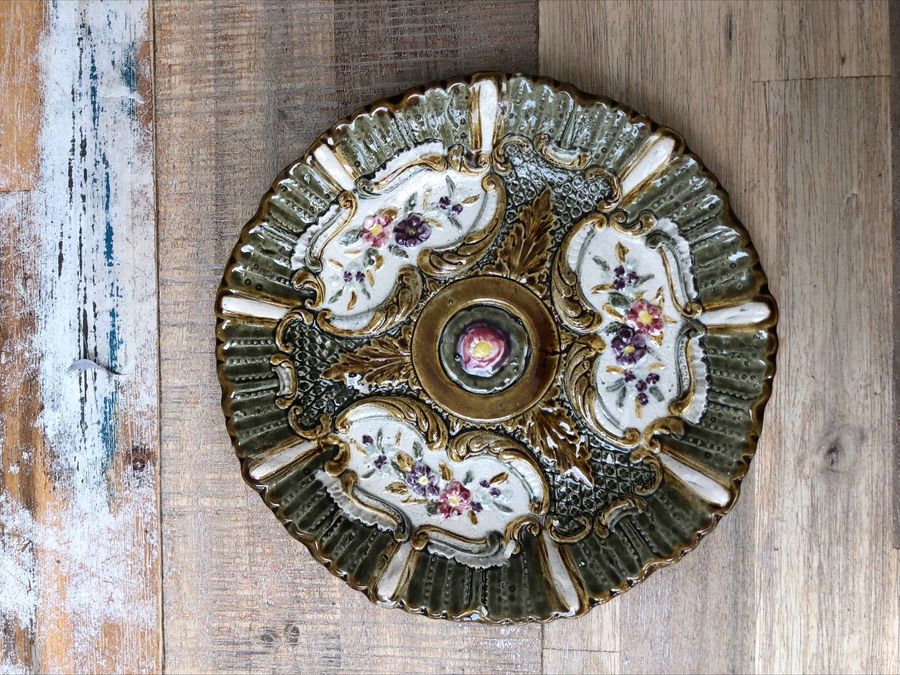 Victorian Majolica Decorative Plate