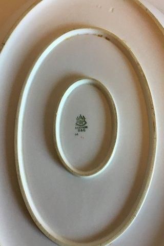 Antique Bing & Grondahl Oval dish No 14 Pattern with green decoration with gold in shape 507 (Herregaard)