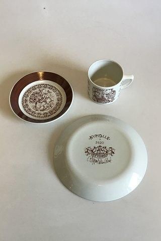 Antique Bjorn Wiinblad, Nymolle September Month Cup No 3513, Saucer and Cake Plate No 3520