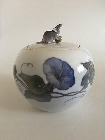Royal Copenhagen Art Nouveau Vase with lid of a mouse with nut No 790/703
