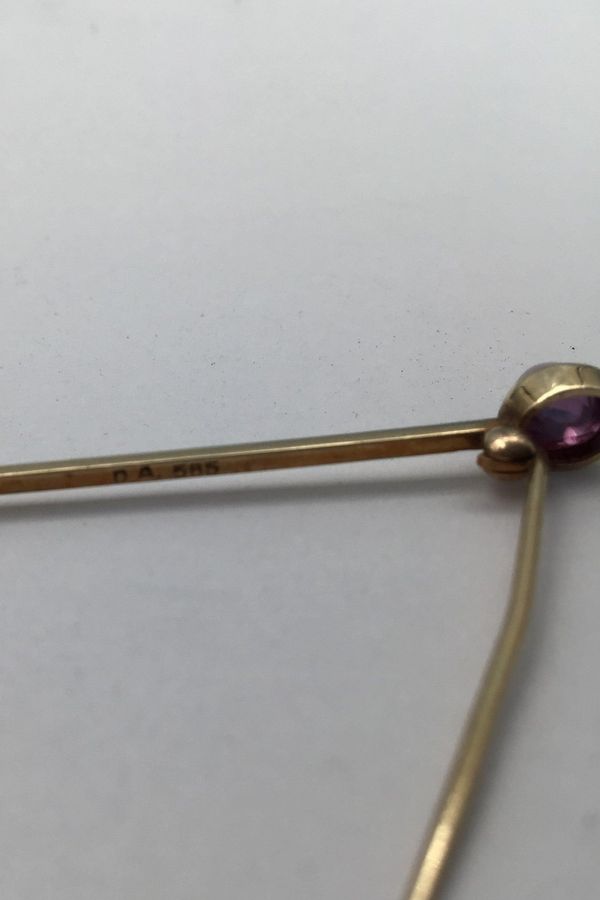 Antique David Andersen 14K Gold Brooch / Tie Pin with Amethyst Measures 4.7 cm (1.85 inch) Weight 2.4 gr. (0.08 oz)