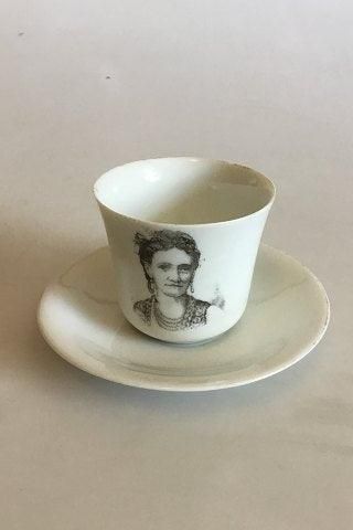 Antique Bing & Grøndahl 6 Coffee Cups with Portraits of Politicians