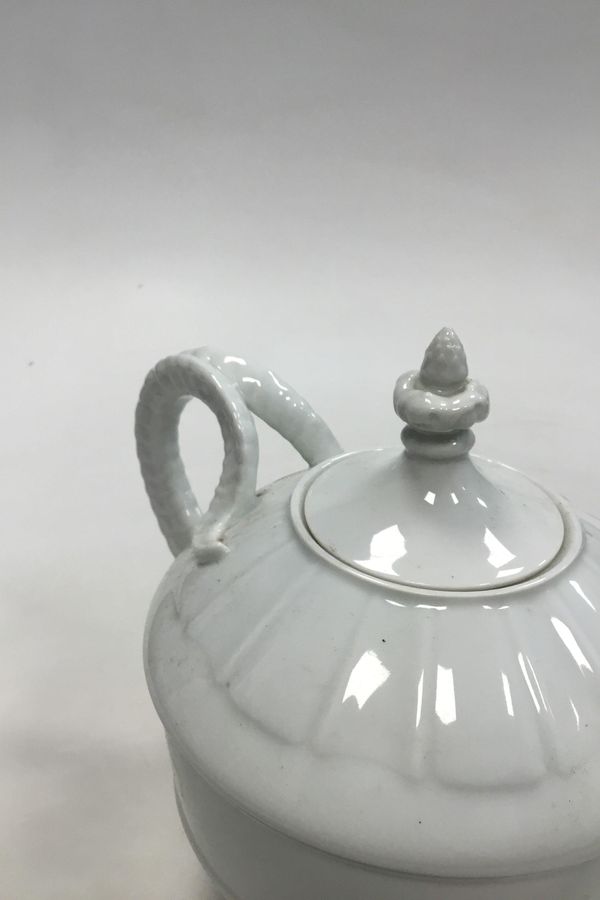 Antique Bing & Grondahl Offenbach without gold Tea Pot No 92