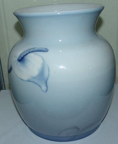 Antique Bing & Grondahl Unique Vase by Jo Hann Locker No 795
