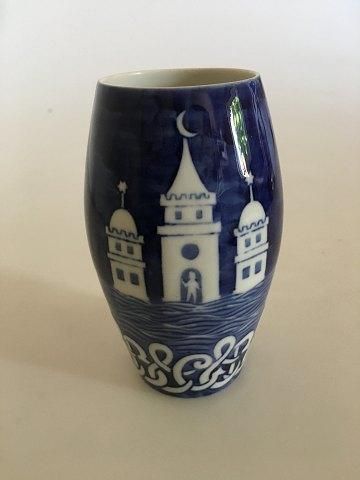 Antique Bing & Grondahl Vase with Decoration of City of Copenhagen Crest