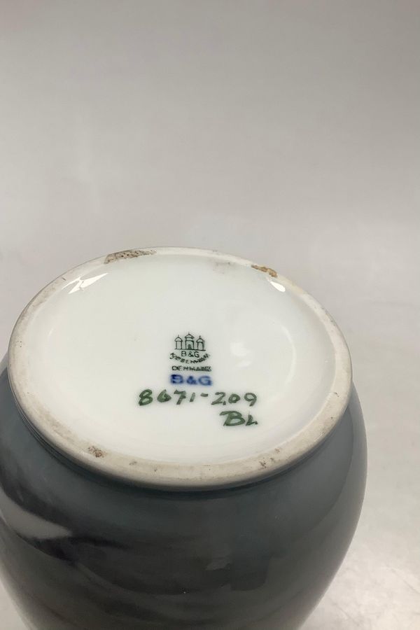 Antique Bing and Grondahl Art Nouveau Vase No 8671 / 209