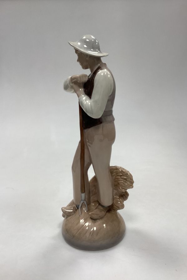 Antique Bing and Grondahl Figurine Harvester No. 2049