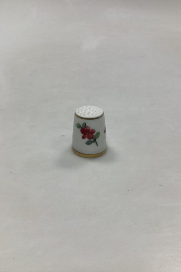 Antique Bing and Grondahl Thimble Rose No. 4801
