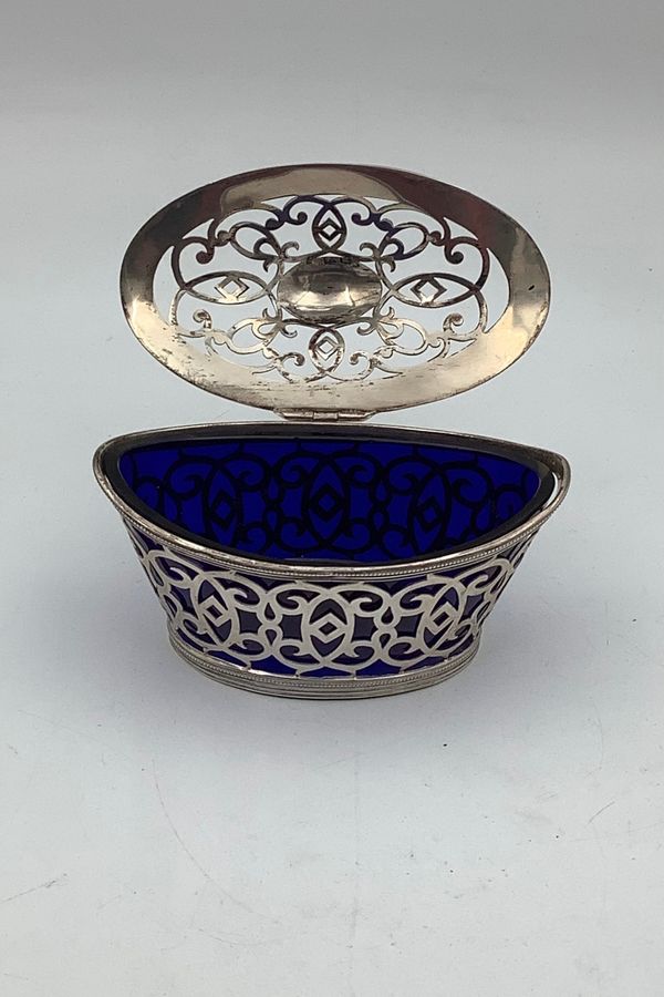 Antique English William Comyns & Sons Ltd Sterling Silver bowl with lid and glass insert