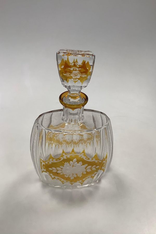 Antique Beautiful Decanter in clear and yellow Glass Measures 26cm / 10.24 inch