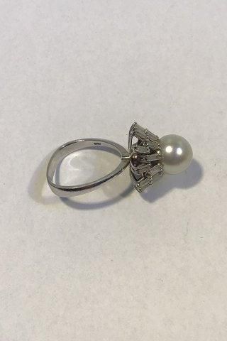 Antique Georg Jensen & Wendel 18 K White Gold Ring with Pearl and Diamonds 1,4 ct
