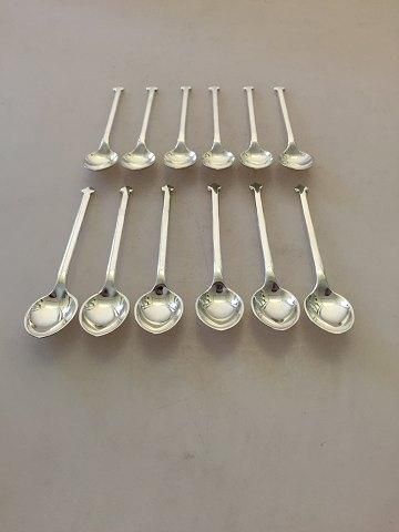 Antique Hans Hansen 12 coffee spoons in Sterling Silver designed by Karl Gustav Hansen