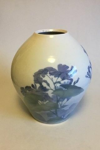 Antique Imperial Porcelain Factory Russian Large Vase/jar decorated with Flower motif. From 1913