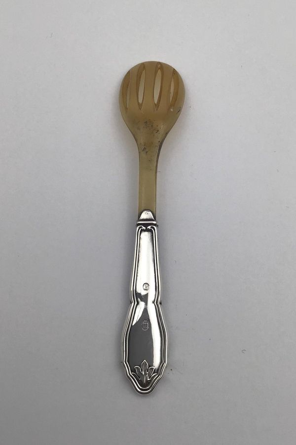 Antique Juliane Marie Silver Caviar Spoon (Horn laf)