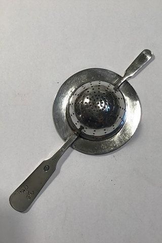 Antique Musling (Clam) Silver Tea Strainer W & S Sørensen / Fredericia