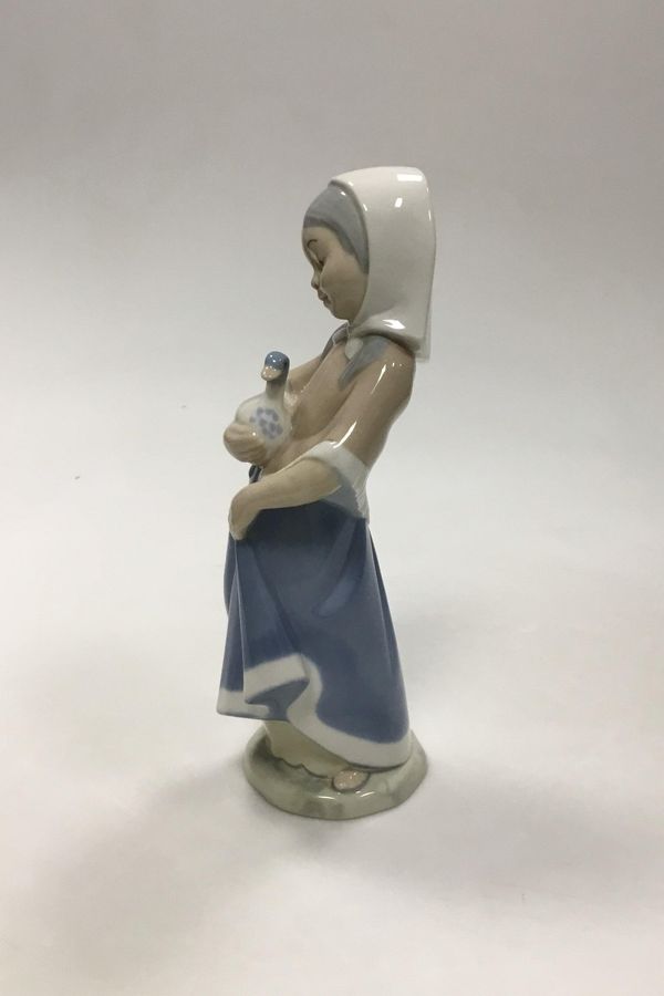Antique Rex Figurine Peasant Girl