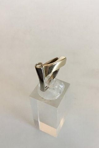 Antique Ring in 14K Gold and White Gold with Brilliant