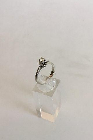 Antique Ring in White Gold with Brilliant. 18 K.