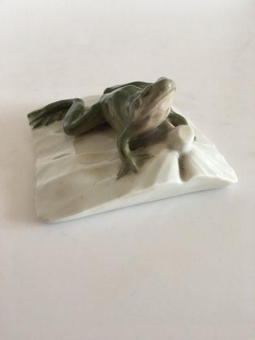 Antique Royal Copenhagen Art Nouveau Frog Paperweight No 881