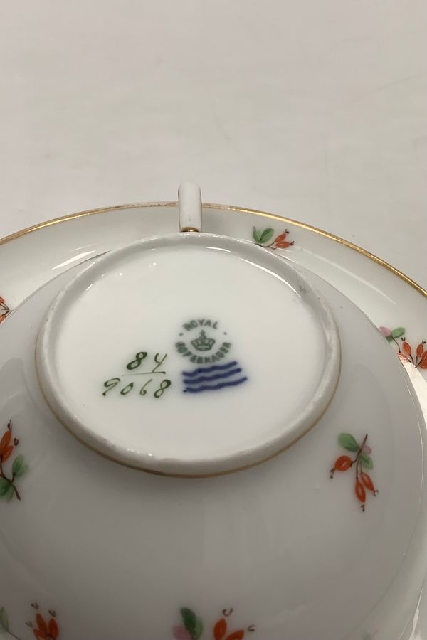 Antique Royal Copenhagen Berberis Large Teacup with saucer