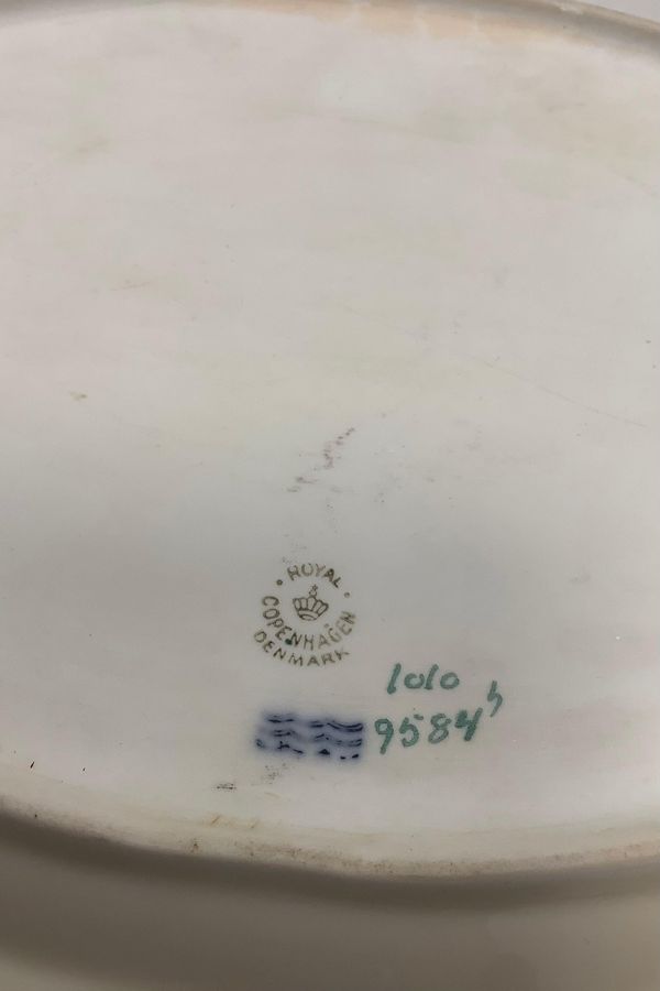 Antique Royal Copenhagen Fensmark Oval dish No 9584