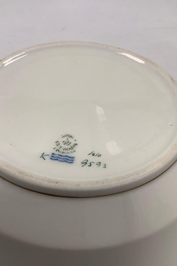 Antique Royal Copenhagen Fensmark Round bowl No 9593