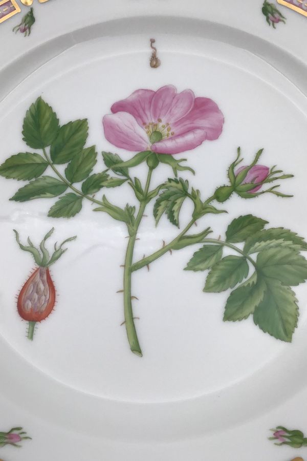 Antique Royal Copenhagen Flora Danica Lunch Plate No 20/3550