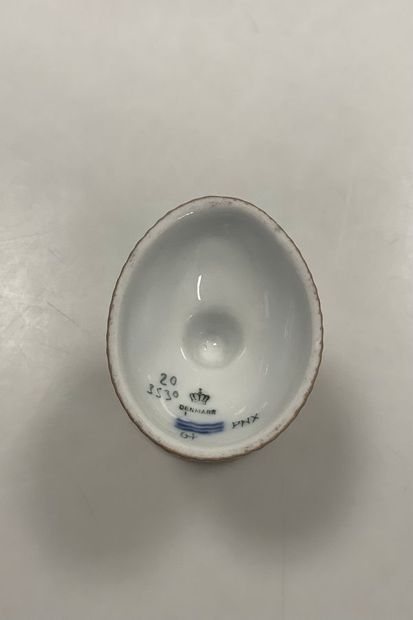 Antique Royal Copenhagen Flora Danica Egg Cup No 20 / 3530 or new number 696