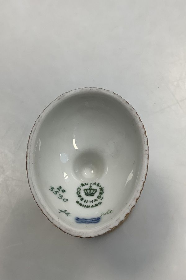 Antique Royal Copenhagen Flora Danica Egg cup No 20/3530 or new number 696