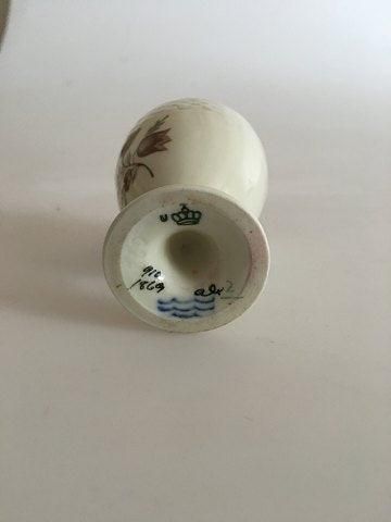 Antique Royal Copenhagen Frijsenborg Egg Cup No 1869