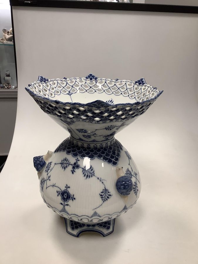 Antique Royal Copenhagen Blue Fluted Full Lace Large Vase No 1123