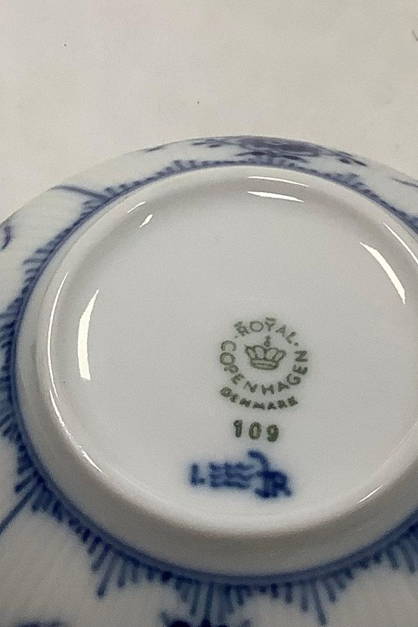 Antique Royal Copenhagen blue fluted plain Bouillon Cup No. 109