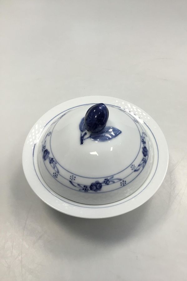 Antique Royal Copenhagen Rosenknop Round Small lid bowl No 8154