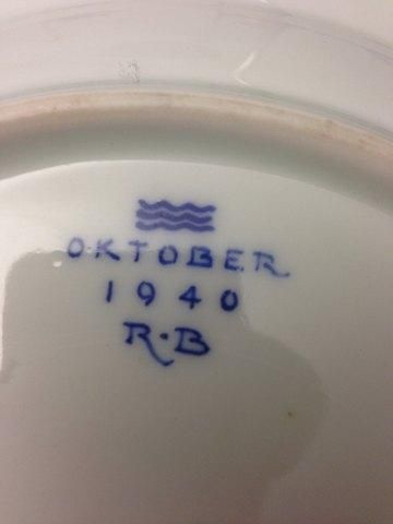 Antique Royal Copenhagen Unique Plate by Richard Boecher from October 1940
