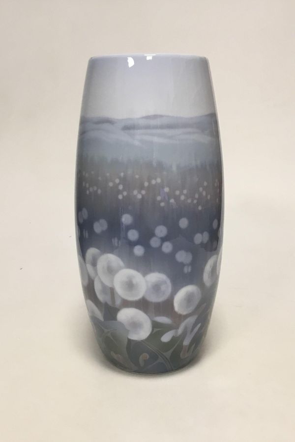Antique Royal Copenhagen unique Vase by Jenny Meyer from March 1905 with dandelions no 9184