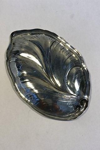 Antique Sterling by Poole Leaf-shaped Silver Dish No 440