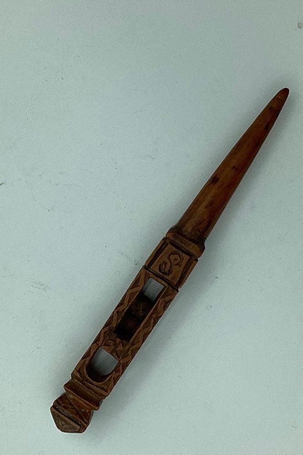 Antique Winding stick carved in wood made in the 19th century.