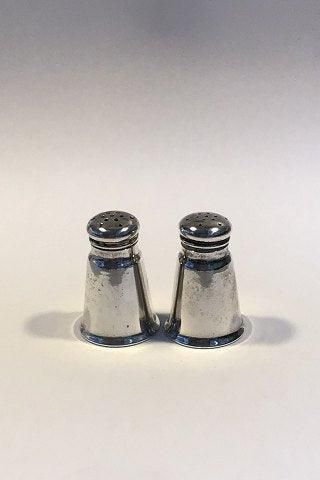 Antique Watrous Mfg Co Sterling Silver Salt and Pepper Set