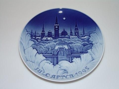 Antique Bing & Grondahl (BG) Christmas Plate from 1995