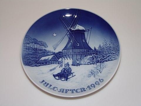 Antique Bing & Grondahl (BG) Christmas Plate from 1996