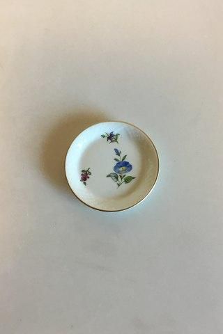 Antique Bing & Grondahl Saxon Flower, White Small Dish No 236