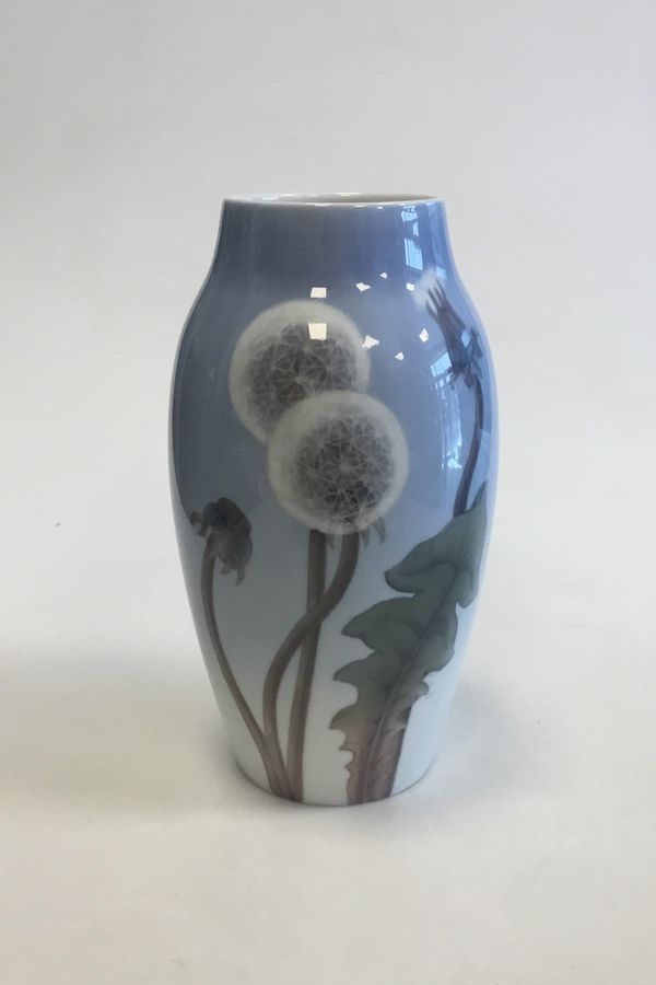 Antique Bing and Grondahl Art Nouveau Vase Dandelion No 7916/243