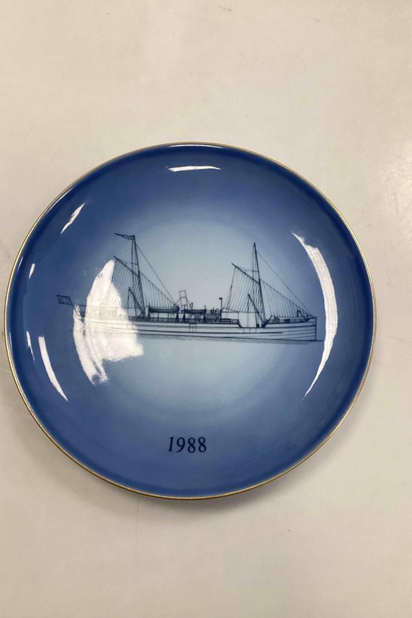 Antique Bing and Grondahl Ship Plate from 1988