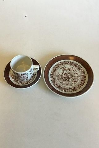 Antique Bjorn Wiinblad, Nymolle April Month Cup No 3513, Saucer and Cake Plate No 3520
