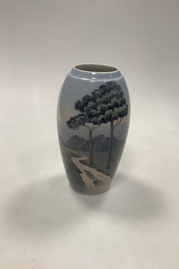 Bing and Grondahl Art Nouveau Vase No 8692 / 251