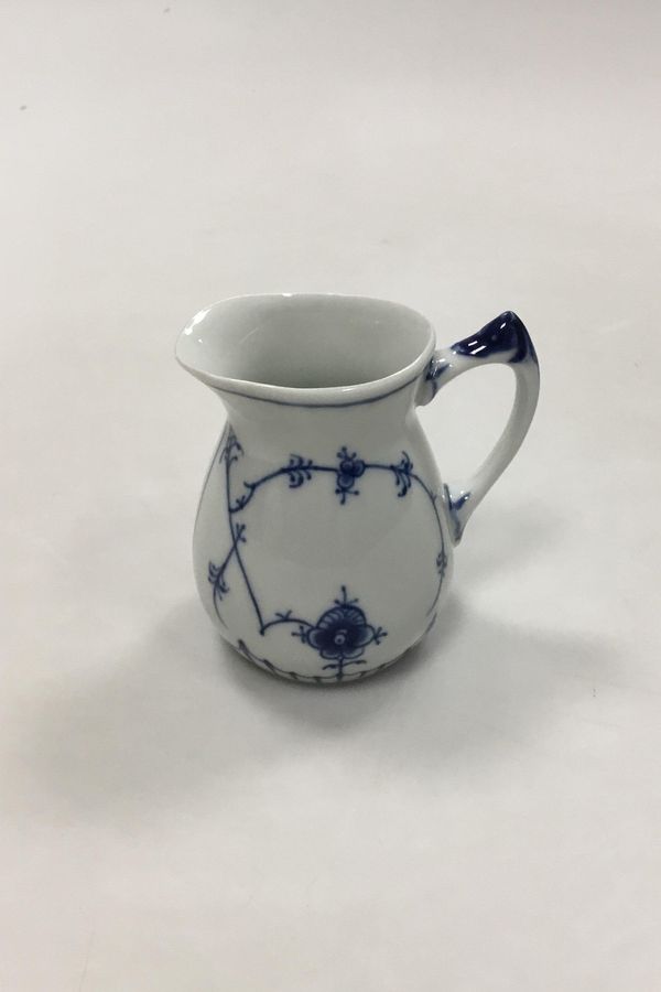 Bing and Grondahl Blue painted / Blue Fluted Plain painted Cream jug No 393