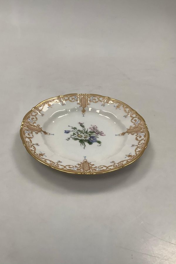 Bing and Grondahl Rosenborg Cake Plate