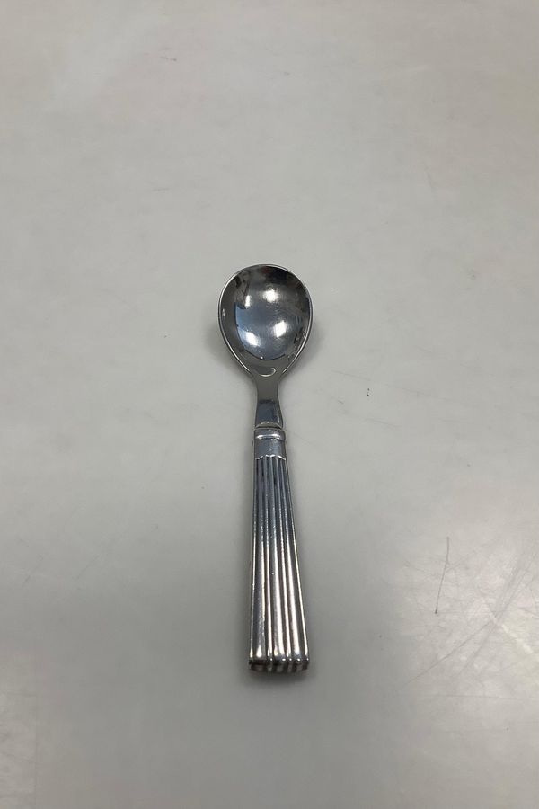 Derby 7 Toxværd Egg Spoon in silver / steel