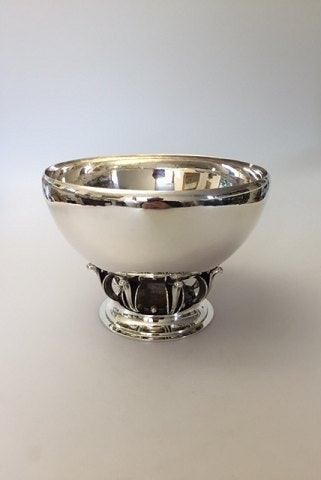 Georg Jensen Large Bowl in Sterling Silver by Gustav Pedersen No 584B